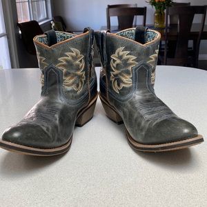 Laredo Women’s 10 cowboy booties. we’re a little too big for me.